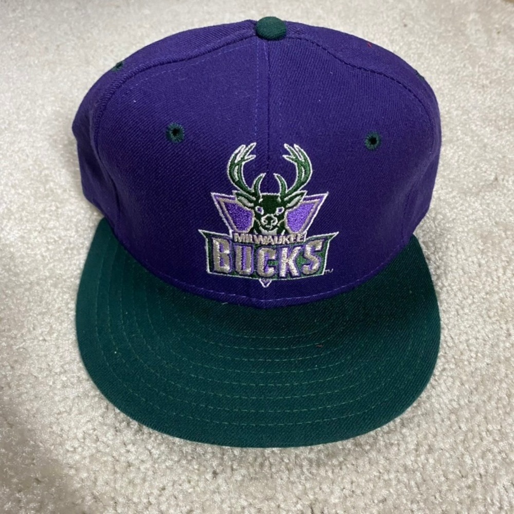VTG Milwaukee Bucks Hat 7 1/4 NBA Fitted Purple Green Wool Made USA 90s